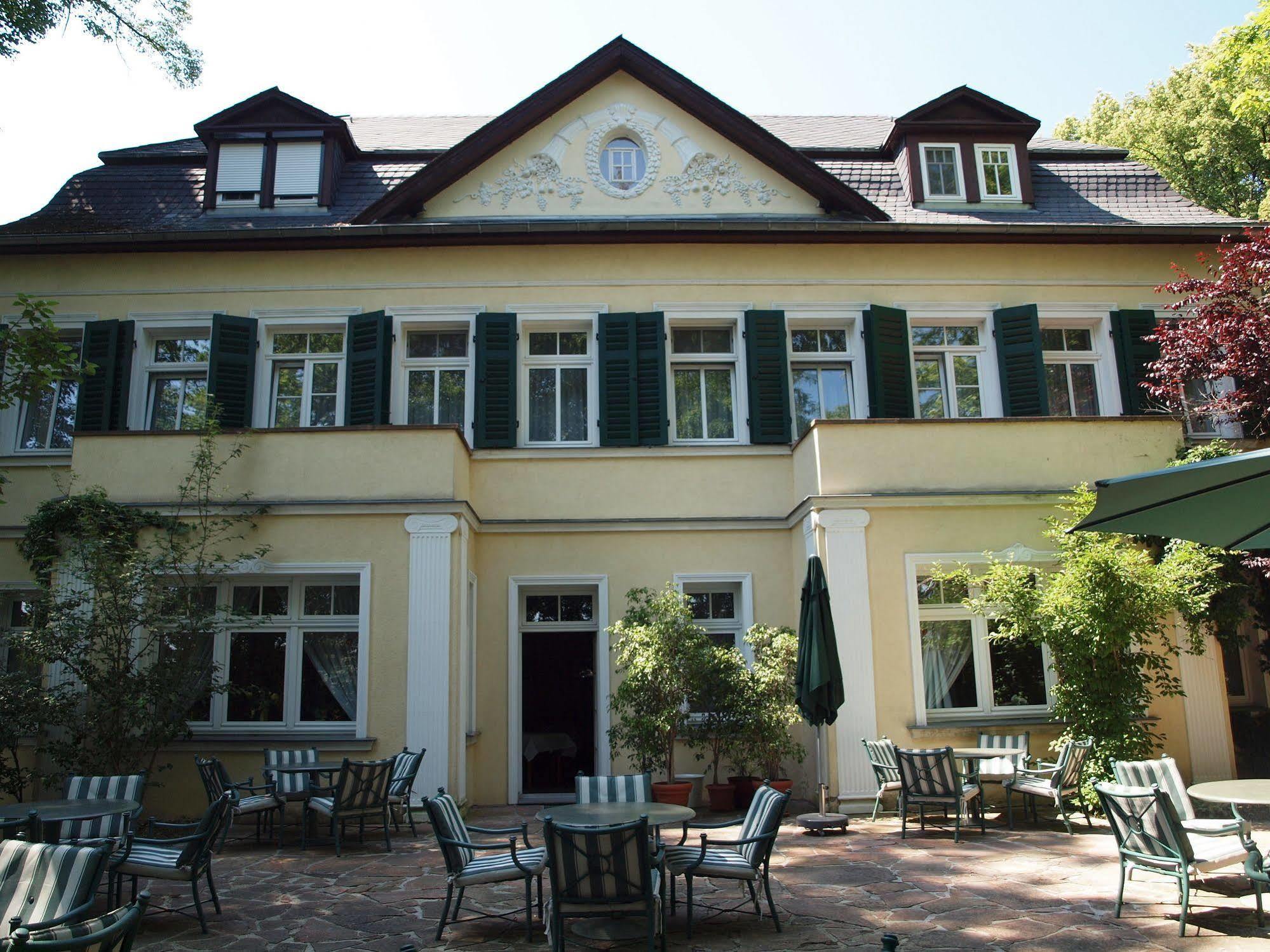 Hotel & Restaurant Bellevue Schmoelln Ngoại thất bức ảnh