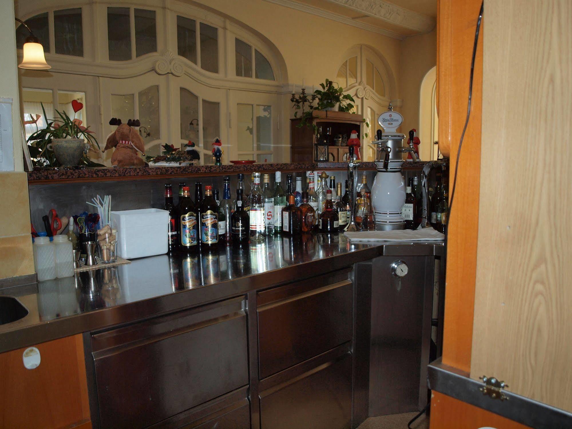 Hotel & Restaurant Bellevue Schmoelln Ngoại thất bức ảnh